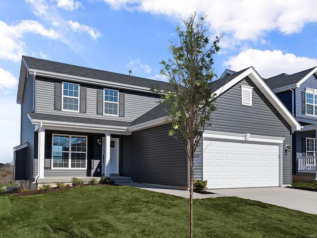 front facade featuring a front lawn