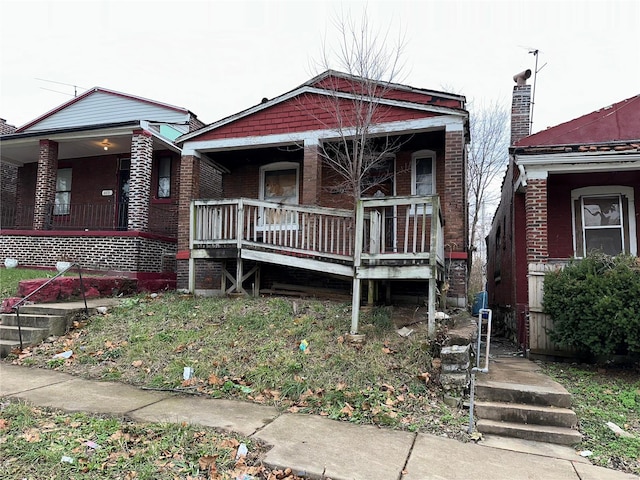 view of front of property with a porch