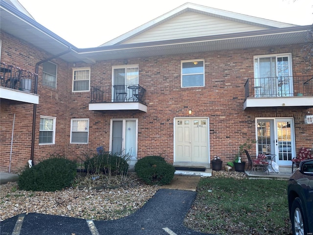 view of townhome / multi-family property