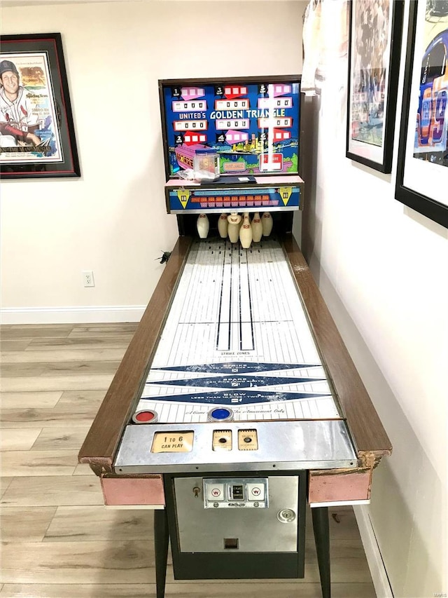 game room featuring light hardwood / wood-style flooring