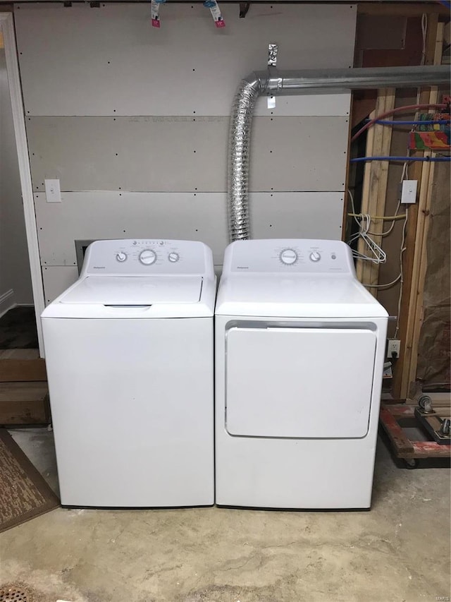 laundry area featuring washer and dryer