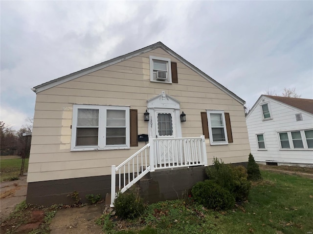 view of front of property with cooling unit