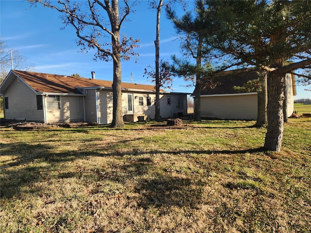 exterior space featuring a yard