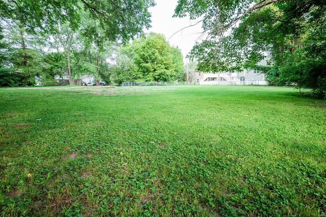 Listing photo 3 for 305 Leonard Ave, Valley Park MO 63088