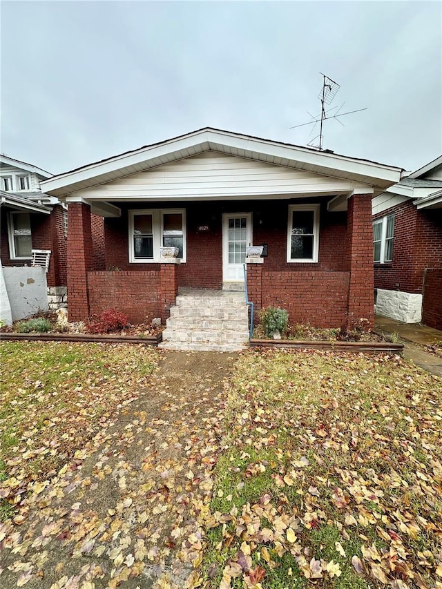 view of front facade featuring a porch