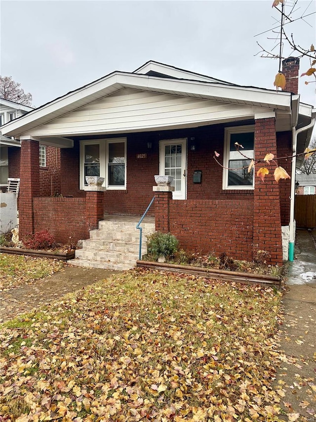 view of front of house featuring a porch