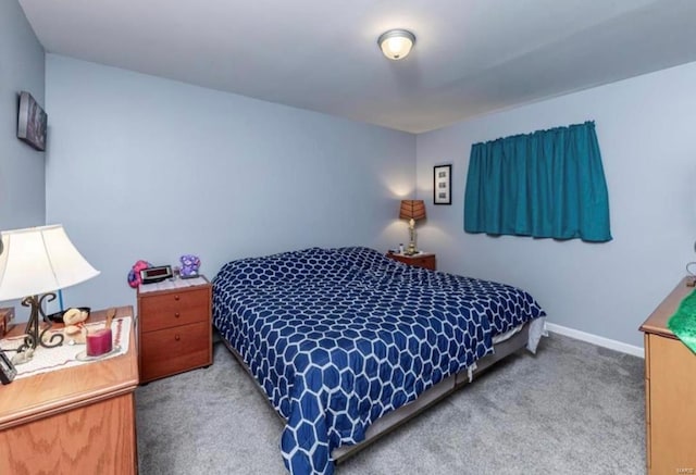 view of carpeted bedroom