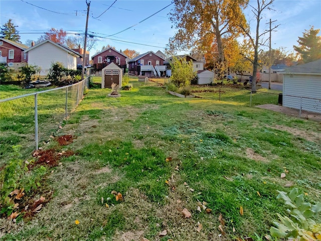 view of yard with a shed