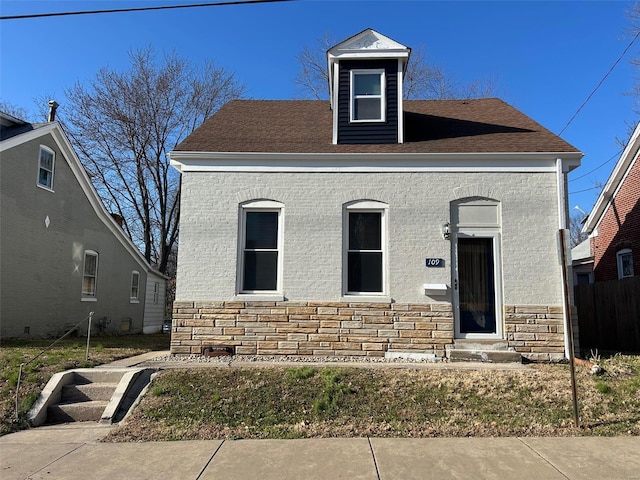 view of front of house