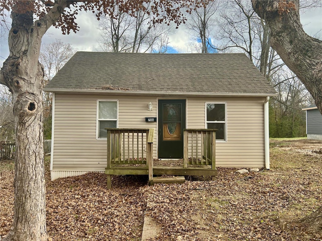 view of front of property