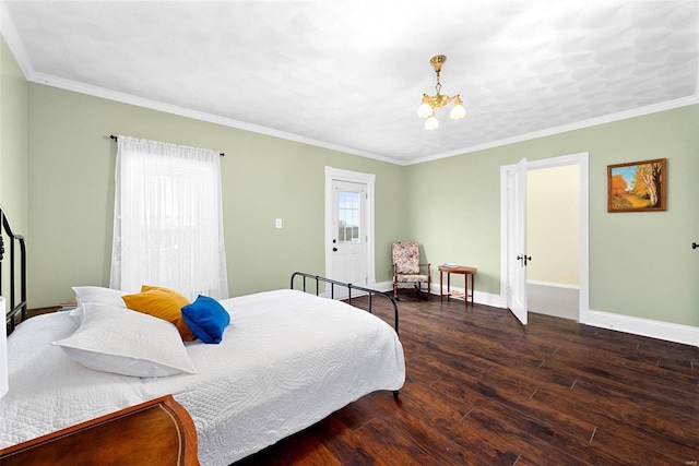 bedroom with dark hardwood / wood-style flooring, crown molding, and multiple windows