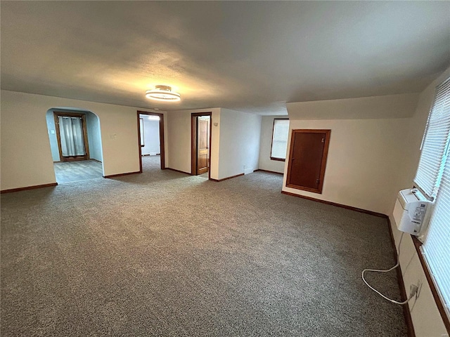 empty room featuring carpet