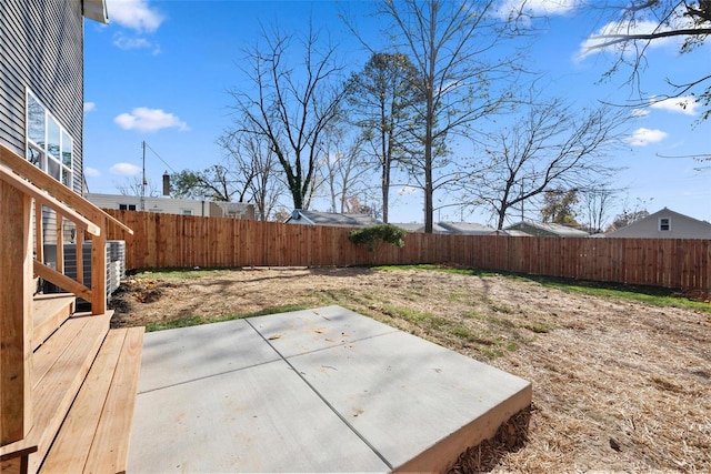 view of yard with a patio