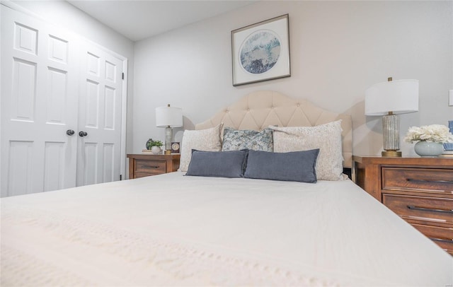 bedroom featuring a closet