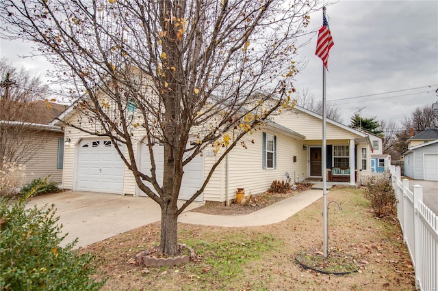 ranch-style house with a porch