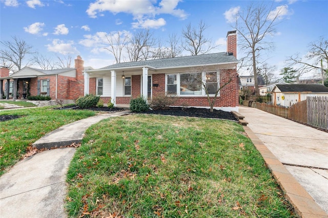 view of front of home with a front yard