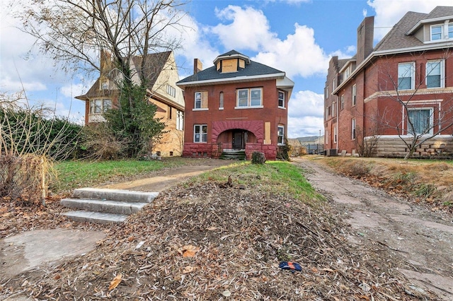 view of front of house