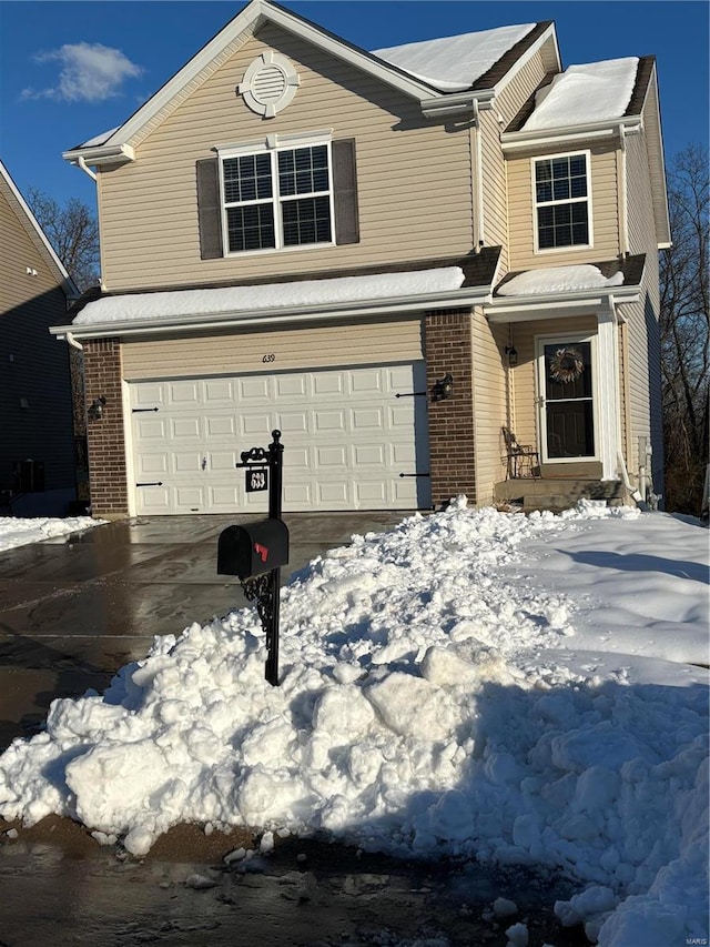 view of front facade featuring a garage