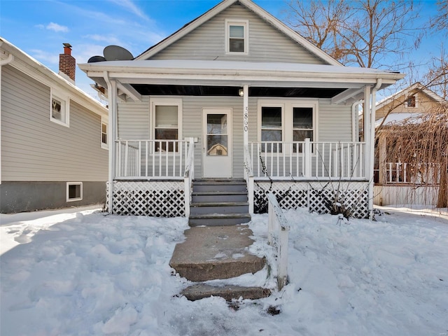 view of front facade with covered porch