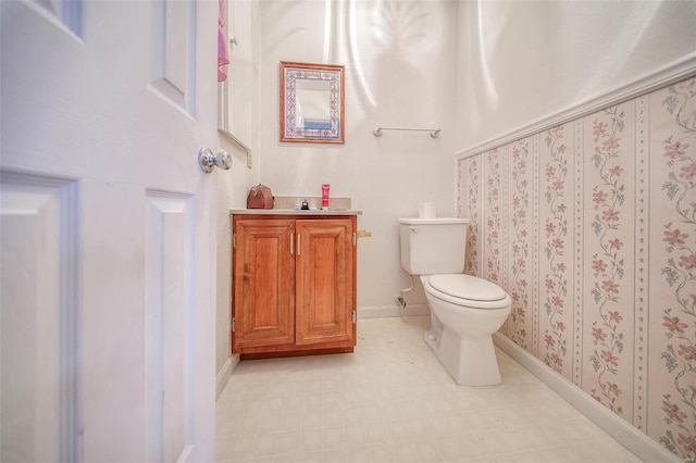 bathroom featuring toilet