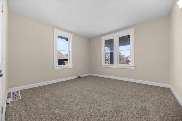 view of carpeted spare room