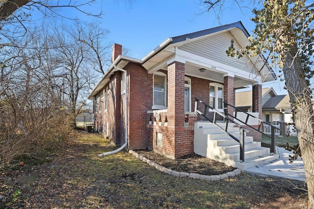 view of front of home featuring a porch