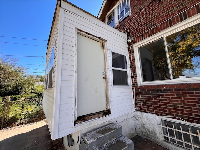 view of entrance to property