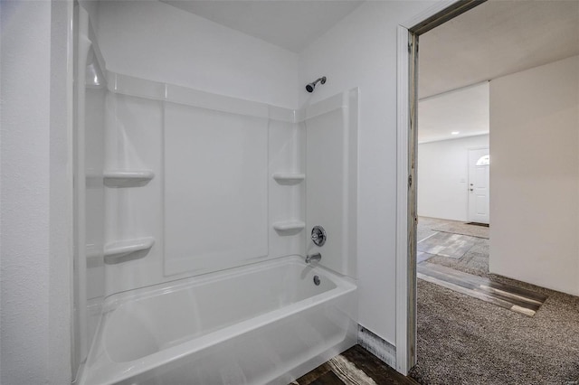 bathroom featuring shower / bath combination