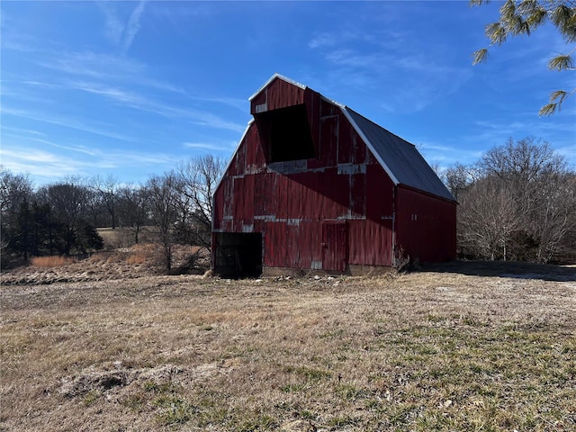 view of outdoor structure