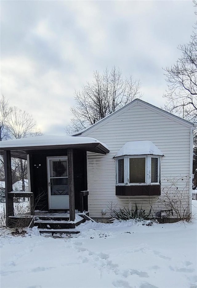 view of front of house