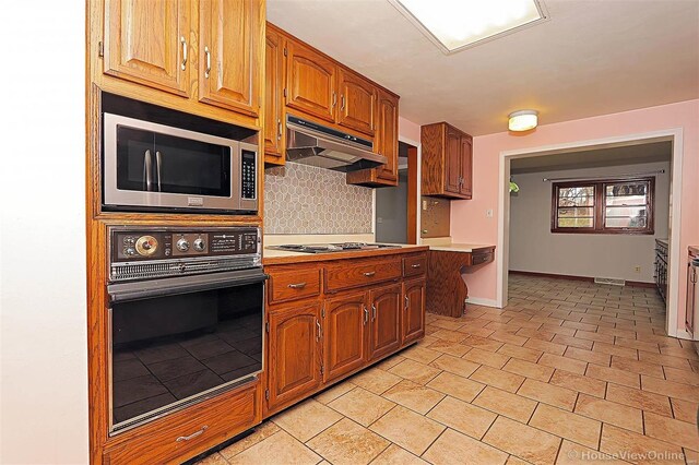 kitchen featuring stainless steel appliances