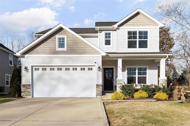 craftsman inspired home with a porch and a front yard