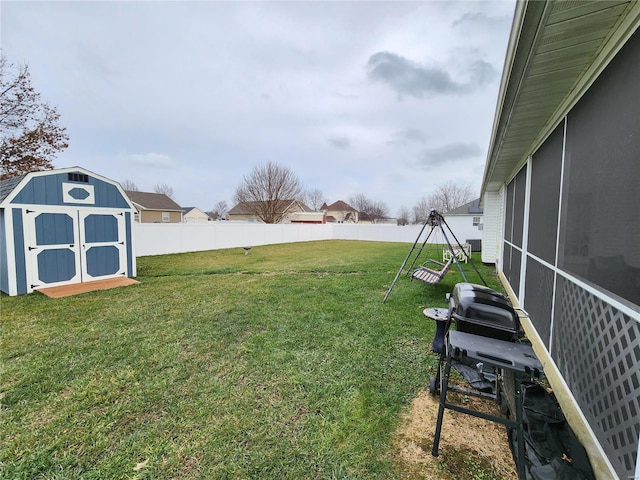 view of yard with a shed