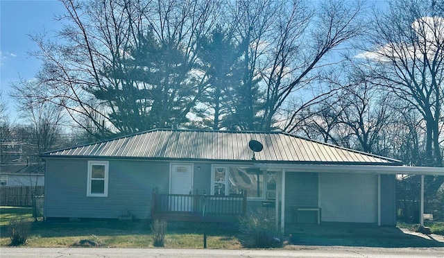 view of front facade featuring a porch