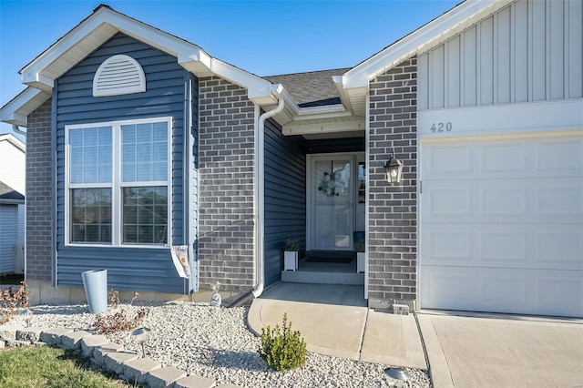 property entrance featuring a garage