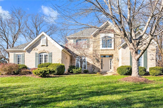 front of property featuring a front yard