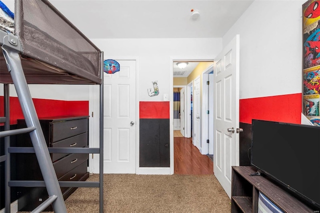 view of carpeted bedroom