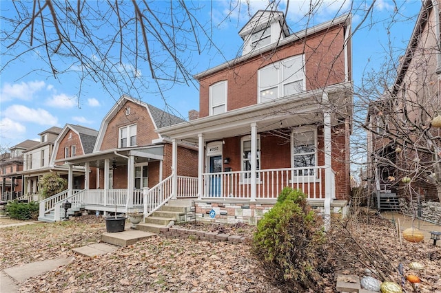 view of front facade featuring covered porch