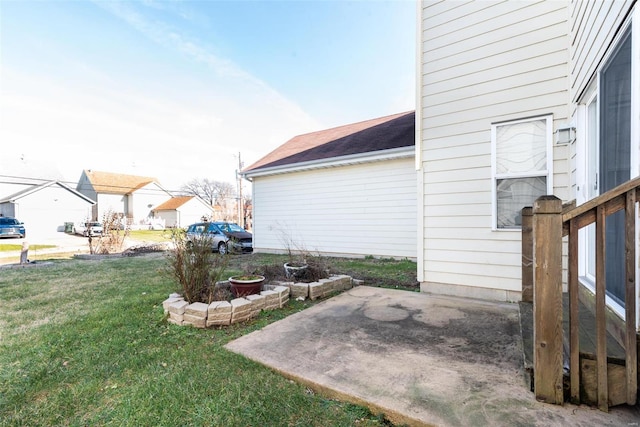 view of yard with a patio area