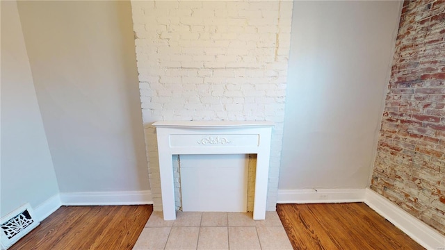 room details featuring hardwood / wood-style flooring