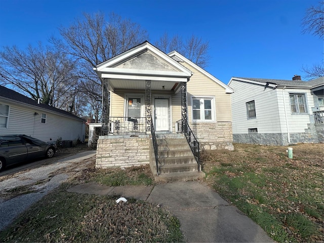 view of front of house featuring covered porch