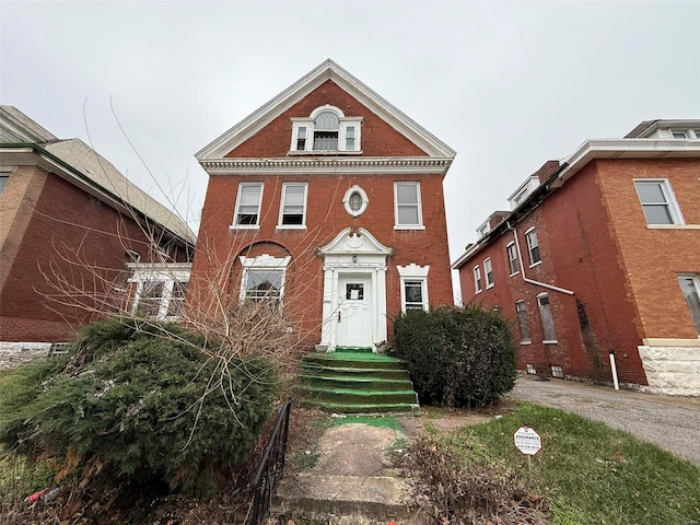 view of front of home