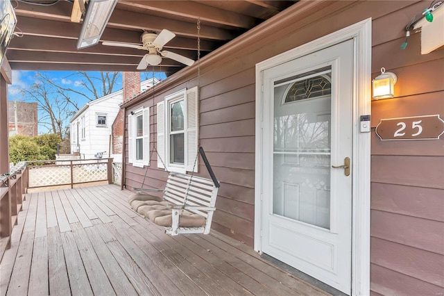 deck with ceiling fan