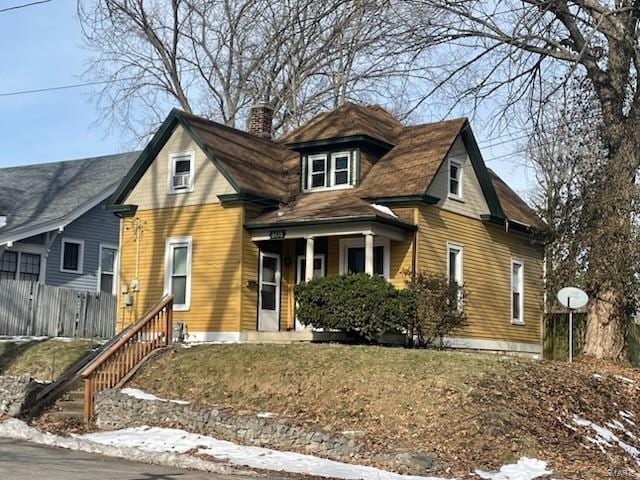 view of front of house with a porch