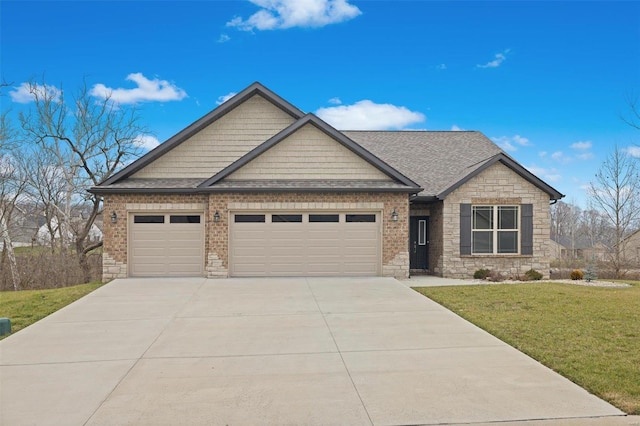 craftsman-style home featuring a front lawn and a garage