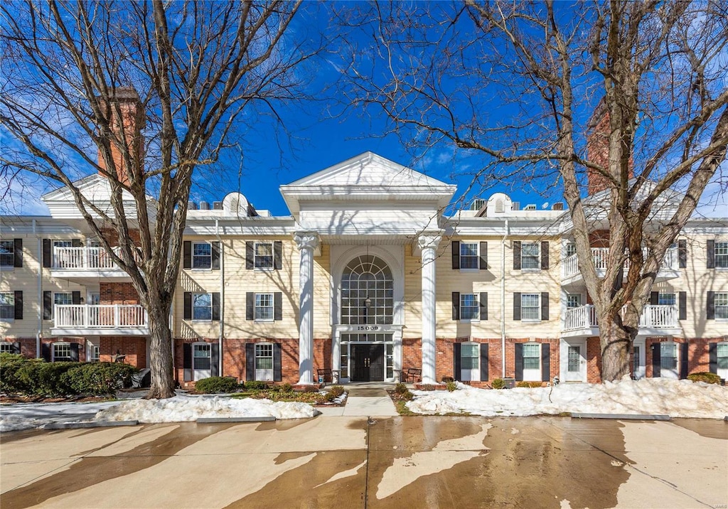 view of building exterior