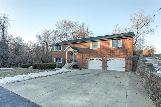 view of front of home featuring a garage