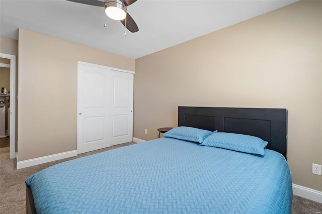 bedroom with ceiling fan and carpet