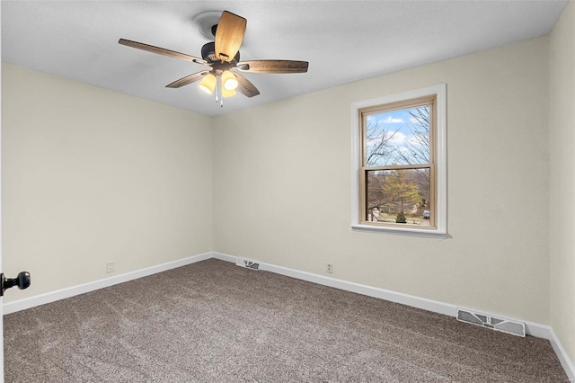 unfurnished room with carpet flooring and ceiling fan