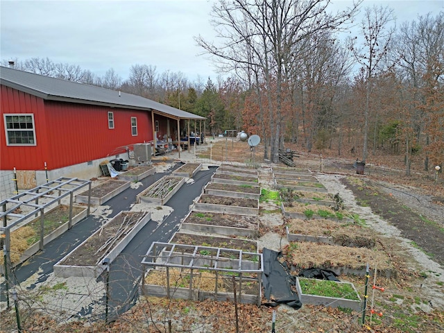 view of yard featuring central air condition unit